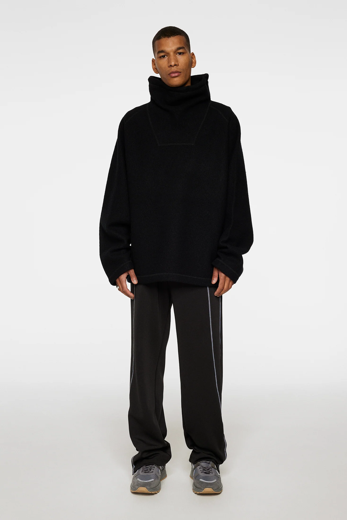 Armond Wool Anorak Sweater / Black - Image 4