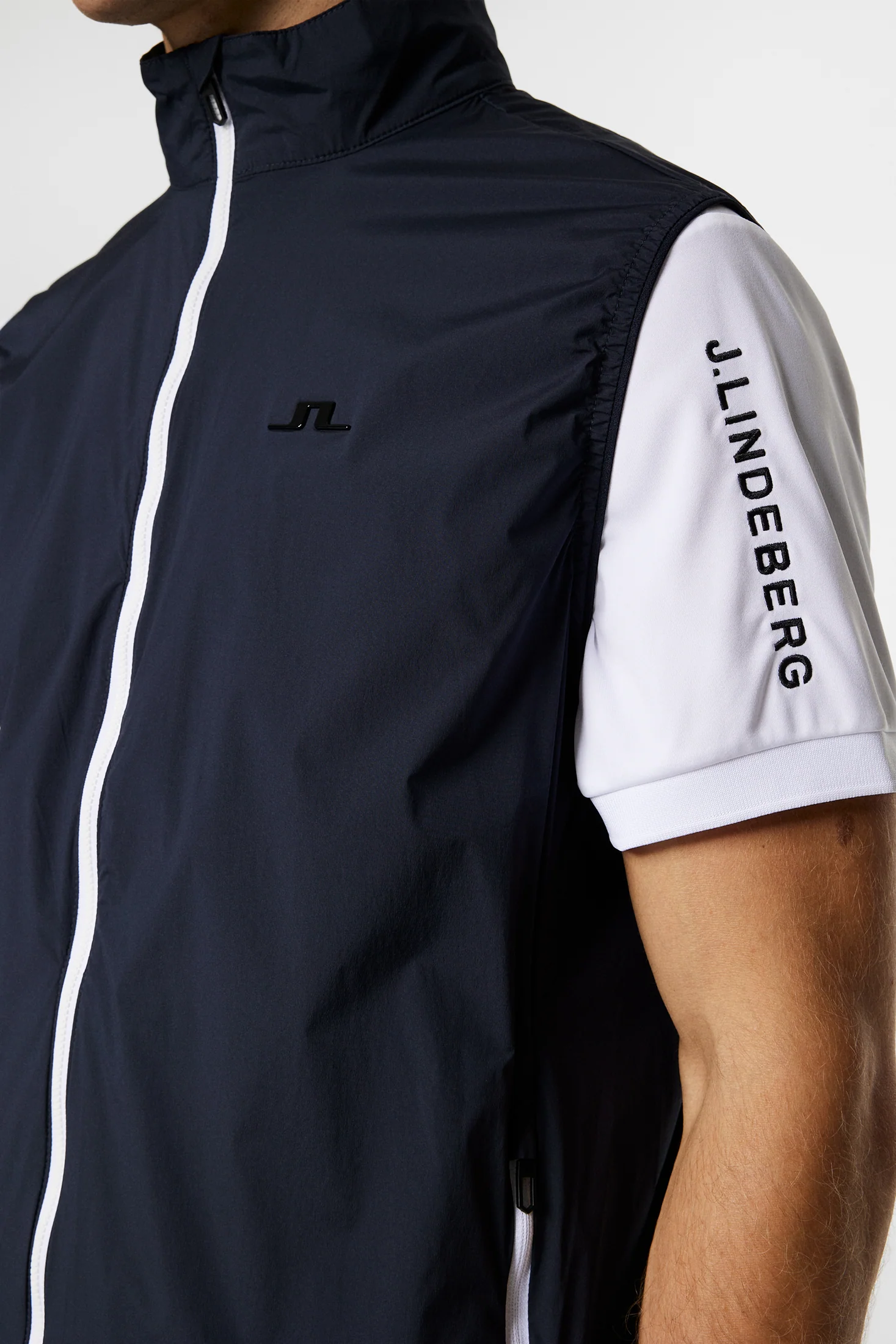 Ash Light Packable Vest / JL Navy - Image 6