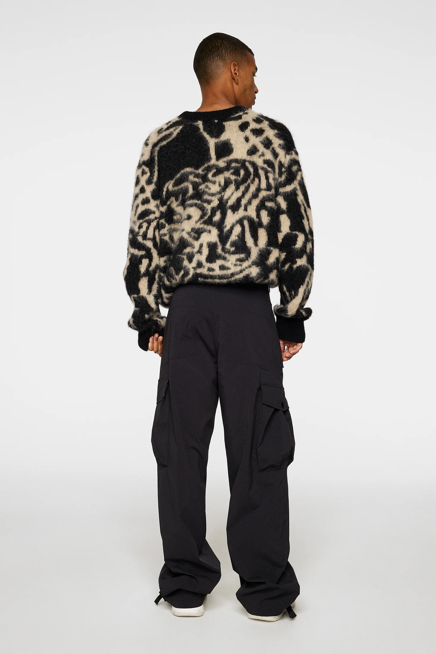 Cosmo Tech Cargo Pants / Black - Image 3