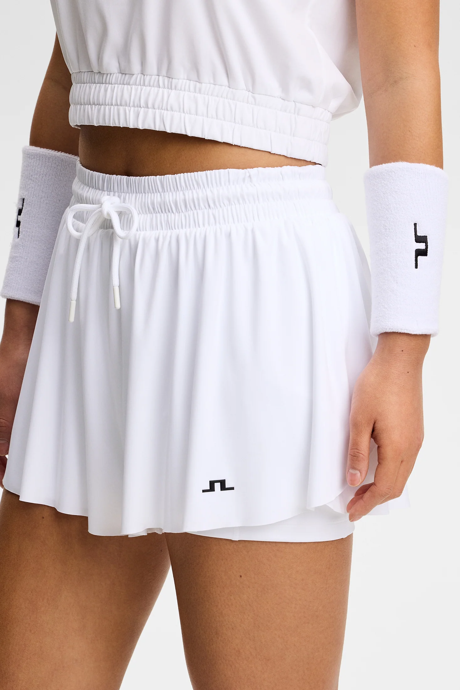 Paulina Shorts / White - Image 6