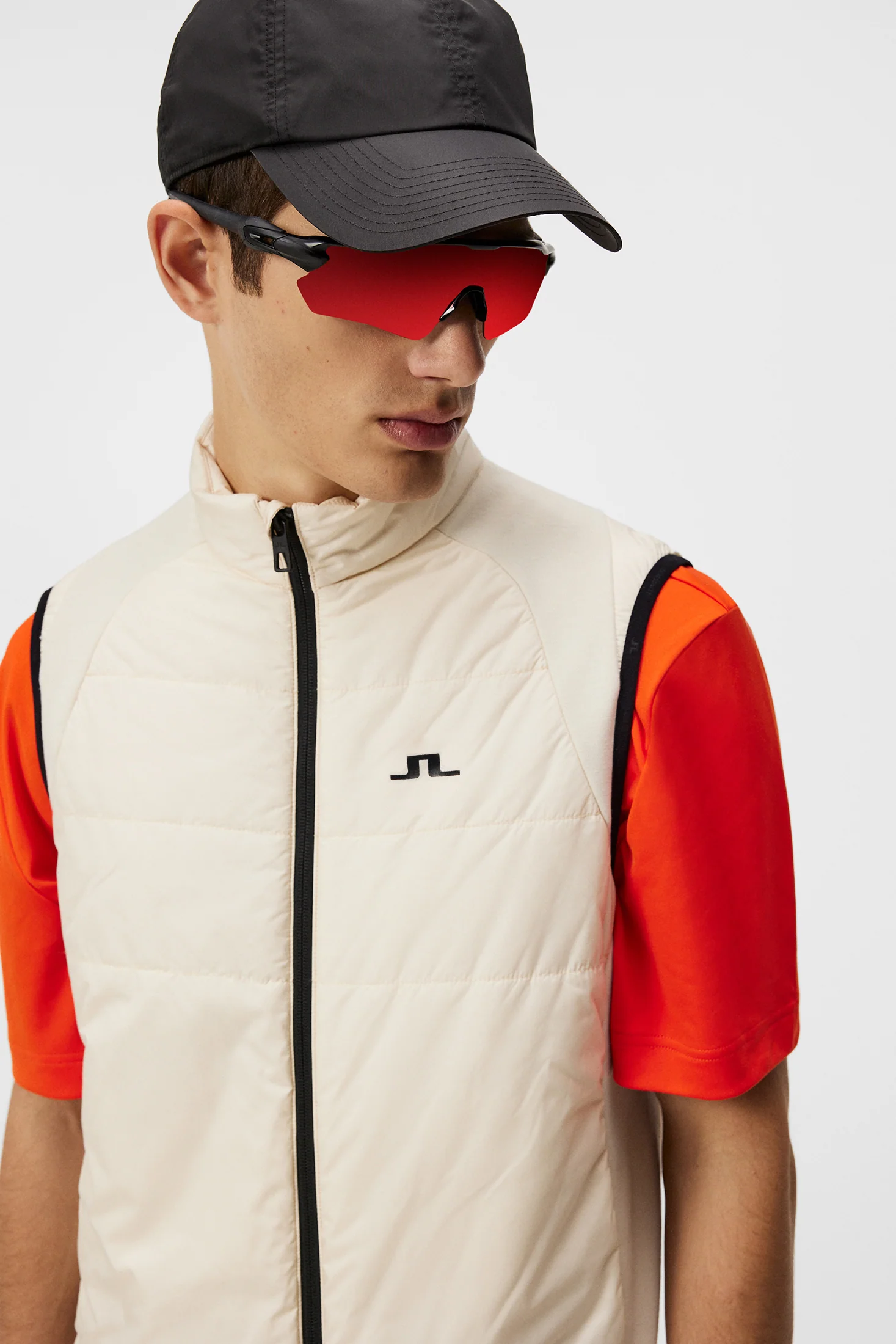 Scott Hybrid Vest / Almond Milk - Image 6